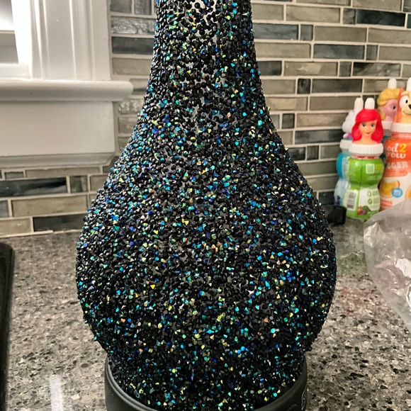 Scentsy diffuser shade - Picture 2 of 2